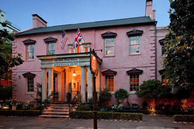 olde-pink-house-savannah-restaurant-reviews-for-seniors